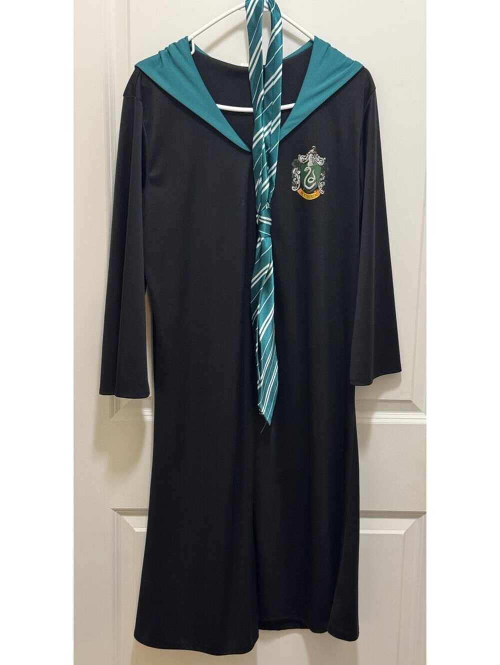 Harry Potter Slytherin Kids One Size Robe & Tie Costume Youth L Black Green.